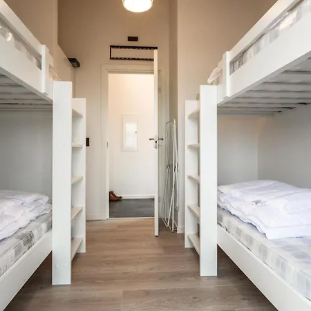 Four-bedroom In Hébergement de vacances Haderslev