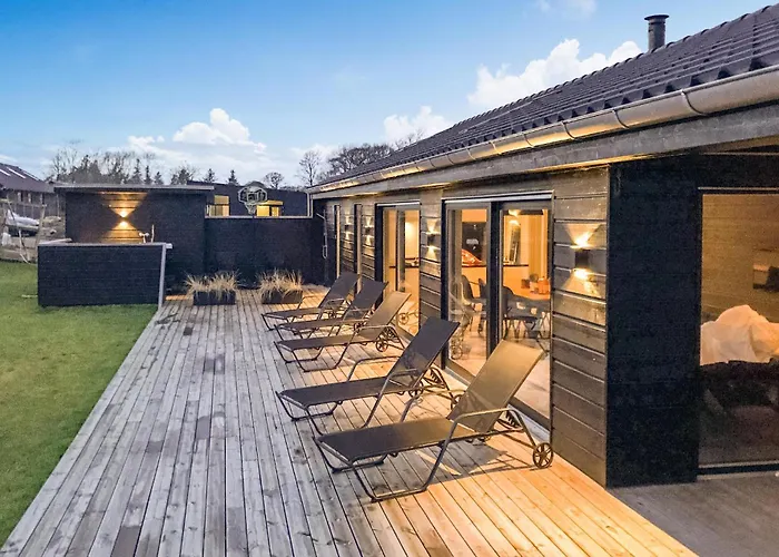 Four-bedroom In Ferienhaus